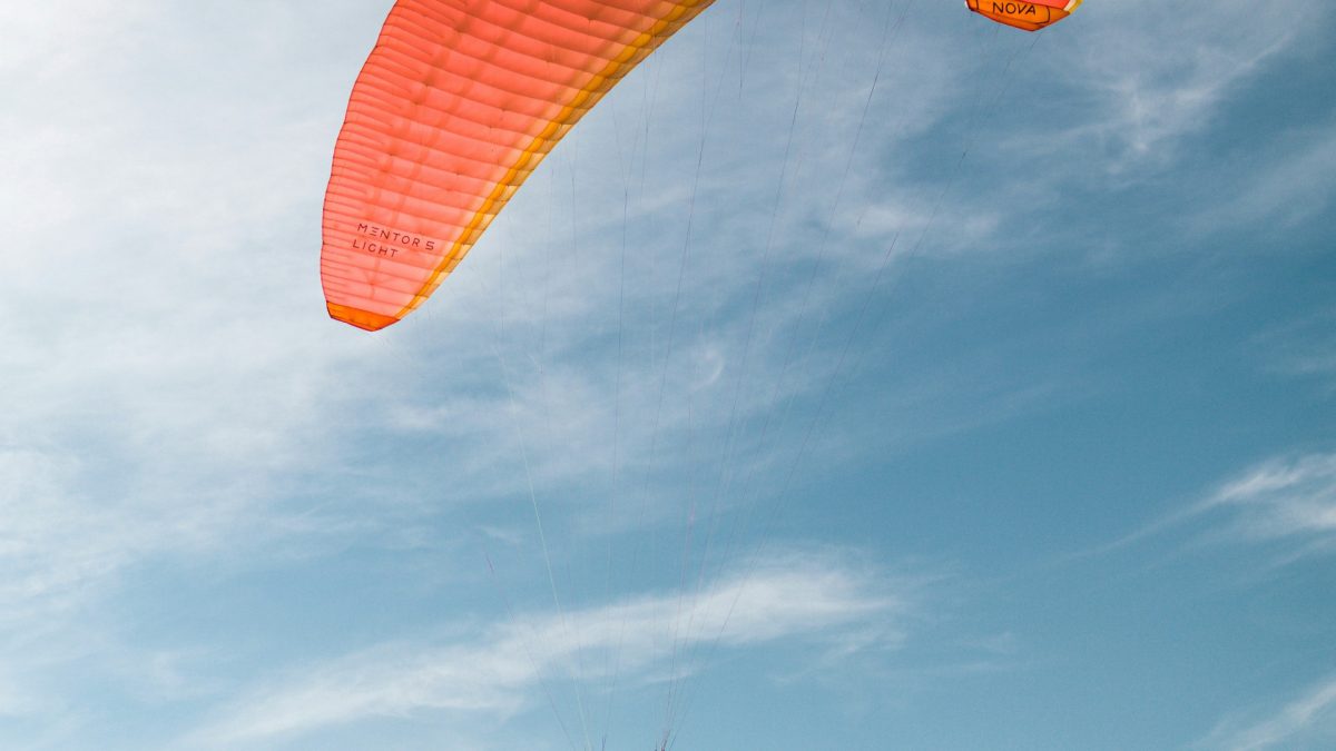 Saut en parachute : vivez l'adrénaline à l'état pur !