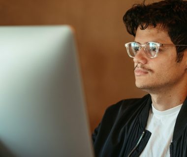 Quelle formation privilégier pour apprendre le motion design avec After Effects ?
